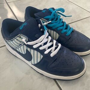 Men’s Nike SB Dunks